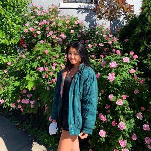 Meet your Posher, Julie